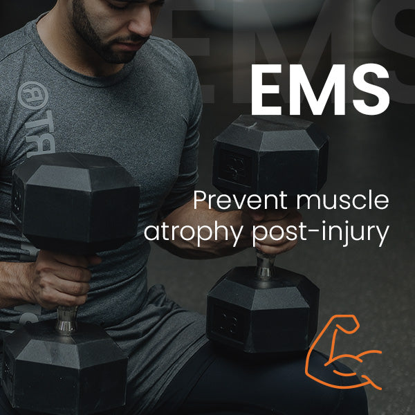 Man lifting dumbbells; Unifit EMS prevents muscle atrophy post-injury